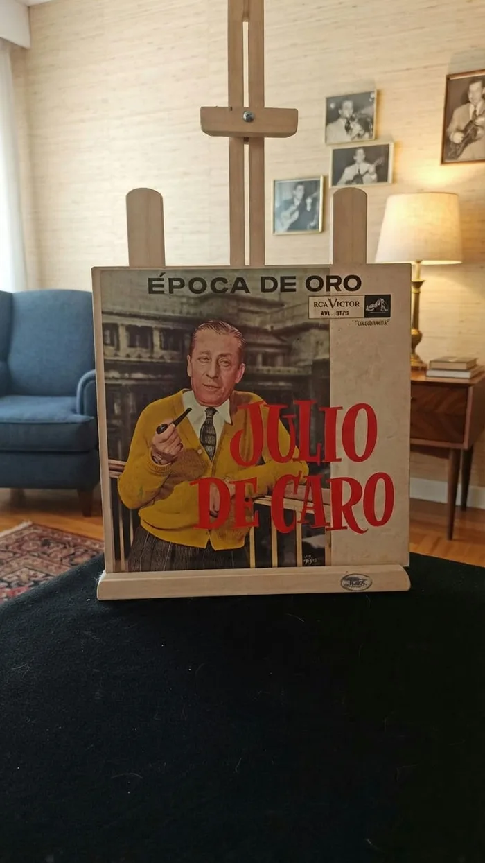 Tapa de «Época de Oro» — Julio De Caro, sello RCA Victor